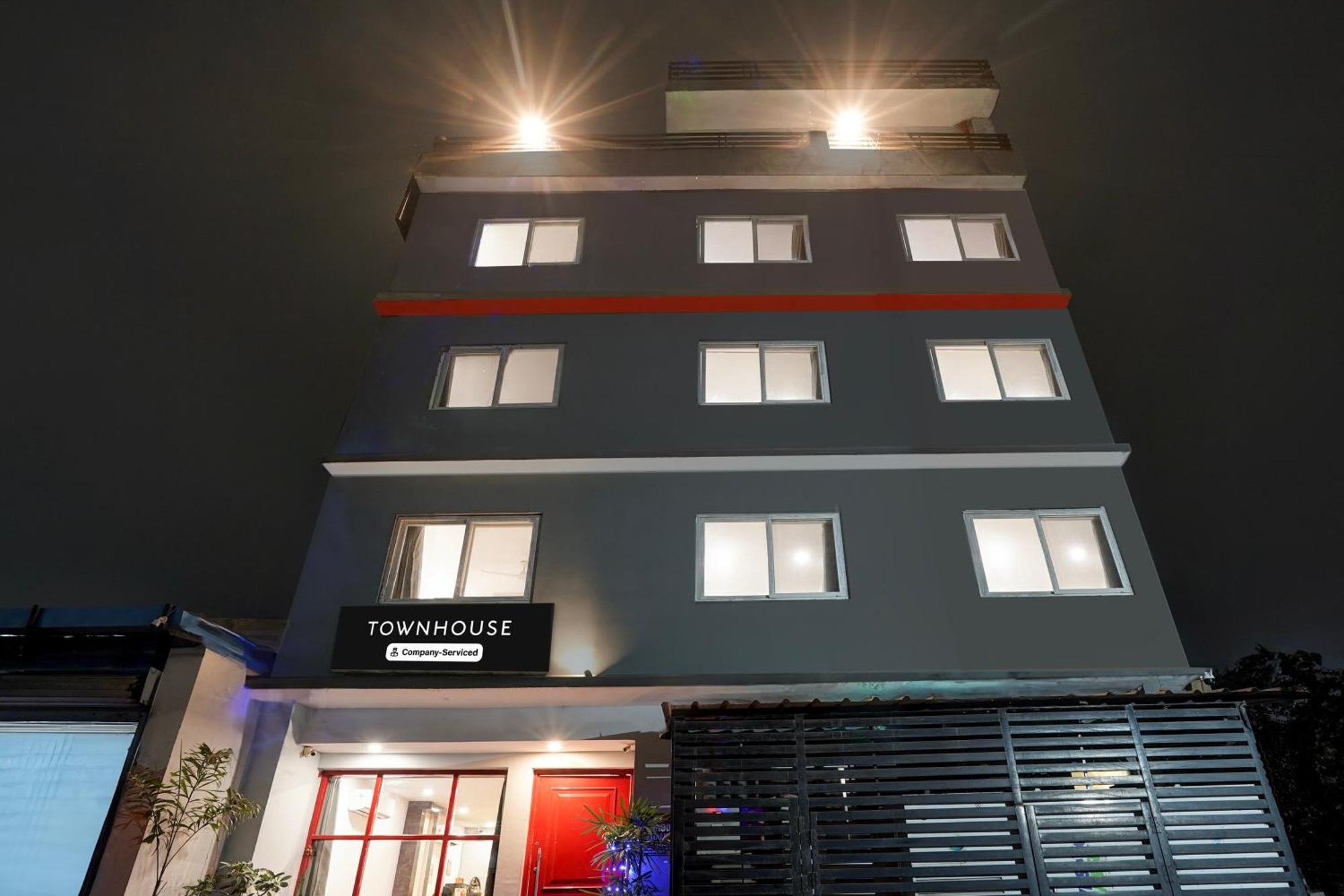 Super Townhouse Gomti Nagar Sector 6 Near Ekana Stadium Lucknow Exterior foto